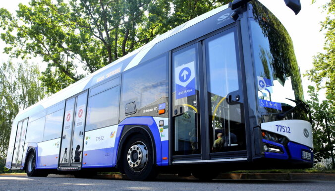 Rīgas satiksme увеличит число автобусов на отдельных маршрутах