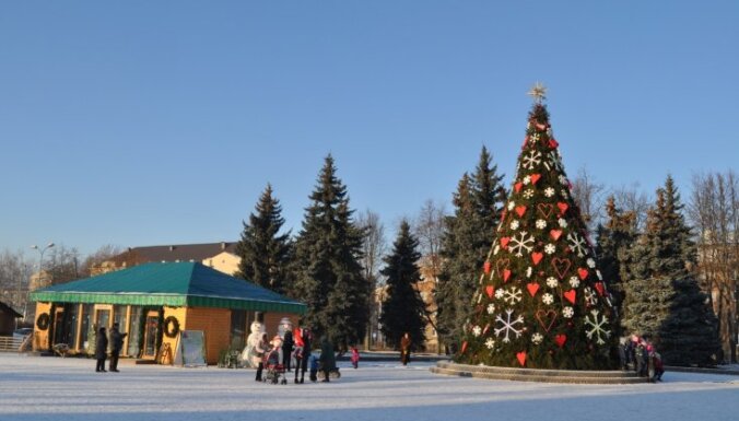 Ziemassvēku pasākumu ceļvedis Daugavpilī: rūķu namiņš, Betlēmes atklāšana un gaismas akcija