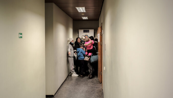 "Дюже велика у вас держава!" Как прошел первый день в Центре приема украинских беженцев в Доме конгрессов