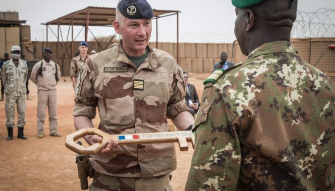 Francijas spēki pēc deviņiem gadiem pametuši Timbuktu pilsētu Mali