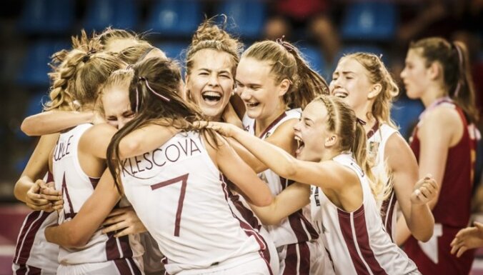 Latvijas U-18 meiteņu izlases treneris izceļ milzīgo cīņas sparu un pašatdevi aizsardzībā