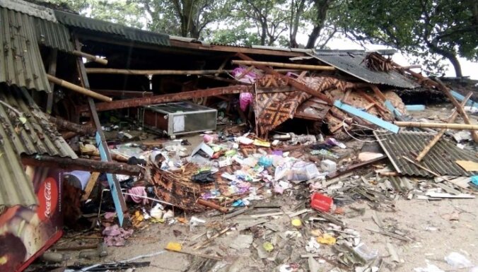 Indonēzijā cunami upuru skaits pārsniedzis 370 cilvēkus
