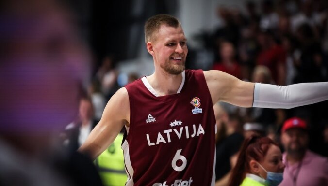 Video: Porziņģis un Lomažs sekmē smagu Latvijas uzvaru pār Lielbritāniju