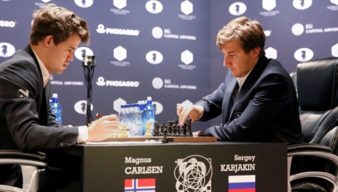Каспаров назвал "недоразумением" возможное чемпионство Карякина