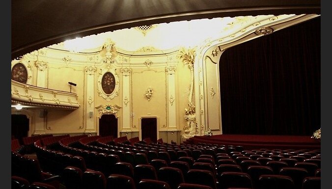 Kino „Rīga” Lielās zāles apskate pēc restaurācijas darbu noslēgšanas.