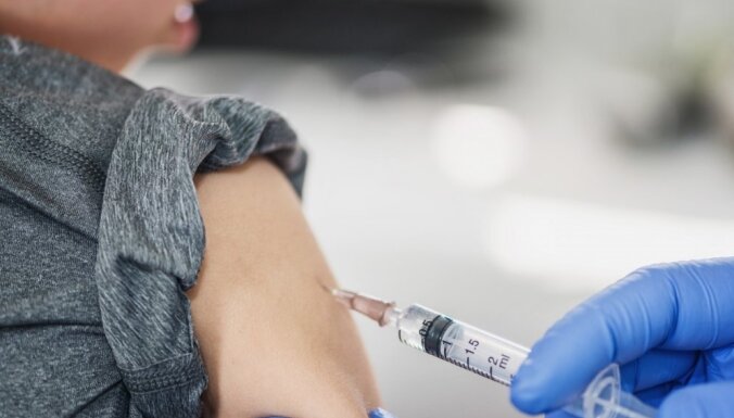 Profilaktisko pošu būtība bērniem: kā darbojas vakcīna un pret ko jāpotējas