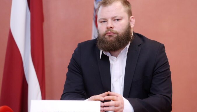 Мичеревскис: Пуце и Яунупс передавали тысячи евро наличными для пожертвований на нужды партии
