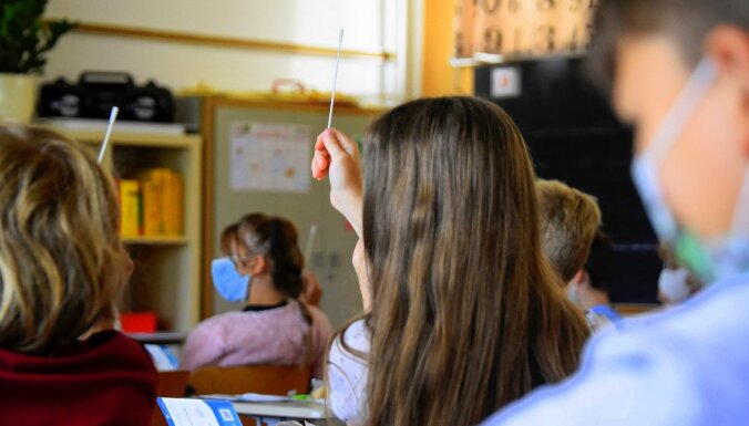 'Kā bahilas slimnīcās' – Saeimā spriež par higiēnas preču pieejamību trūcīgajiem
