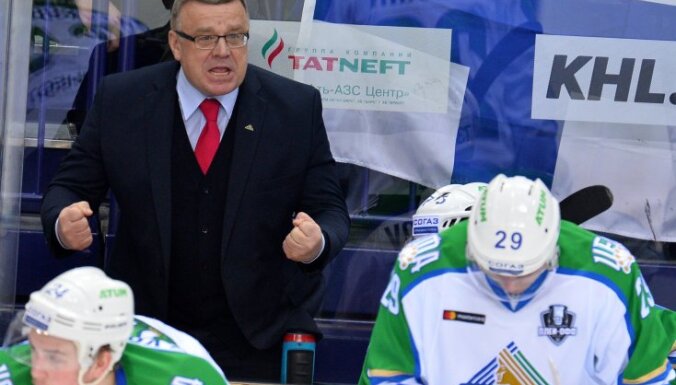 Salavat Yulayev s head coach Igor Zakharkin