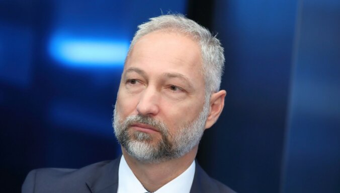 Правительство может законодательно ограничить использование русского языка в рабочей среде