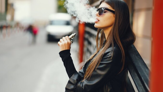 Tās nav cigaretes. Vai veipi un citas smēķēšanas ierīces tiešām mazāk kaitīgas?