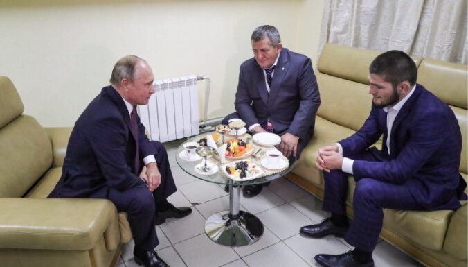 Путин — о драке Хабиба: мы все можем прыгнуть так, что мало не покажется