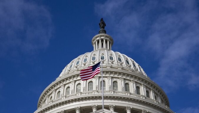 Сенат США одобрил выделение 430 млрд долларов на борьбу с инфляцией