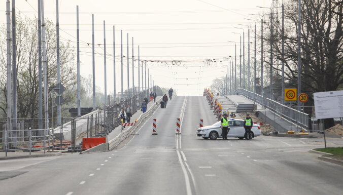 Глава МВД подозревает, что в Риге кроме Деглавского моста есть и другие опасные объекты
