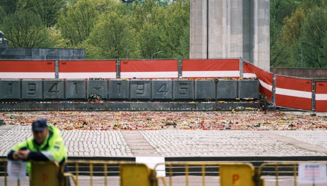 Что плохого в памятнике советским солдатам и как защитить Европу: лучшие материалы Delfi plus за неделю