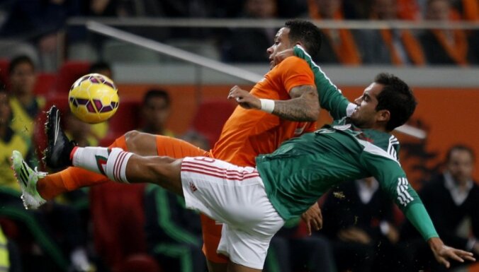 Nīderlande pirms spēles ar Latviju zaudē Meksikai
