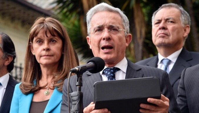 Kolumbijas eksprezidents Uribe ierosina izmaiņas miera līgumā ar FARC