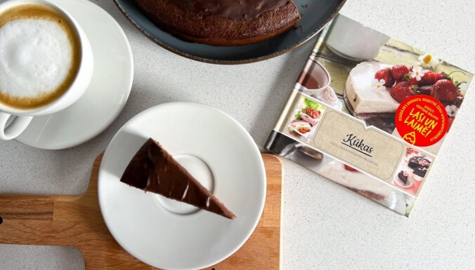 Recepte no grāmatas: šokolādes kūka 'Dubultā'
