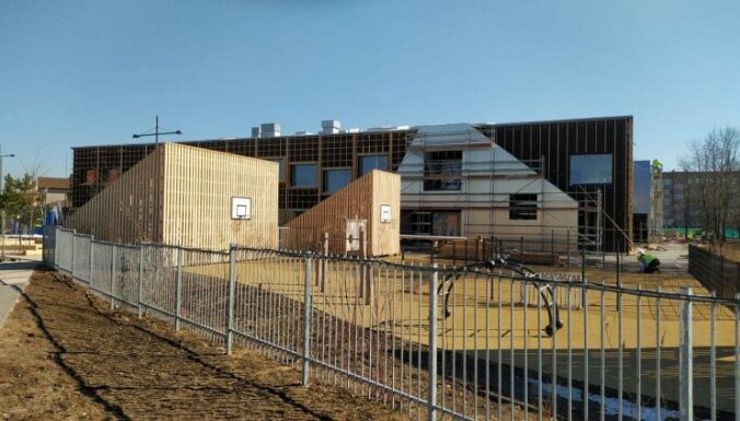 Затянувшееся строительство детского сада: компания Merks подает в суд на думу Саласпилса