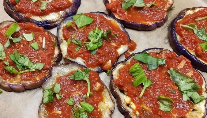 Foto recepte: Baklažānu pica sicīliešu gaumē