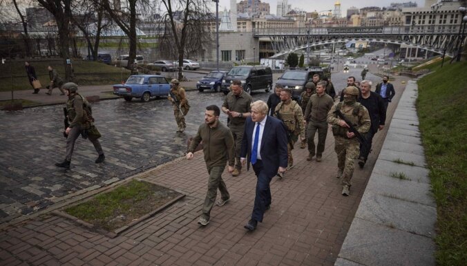 Septiņas valstis ir gatavas garantēt Ukrainas drošību, paziņo Jermaks