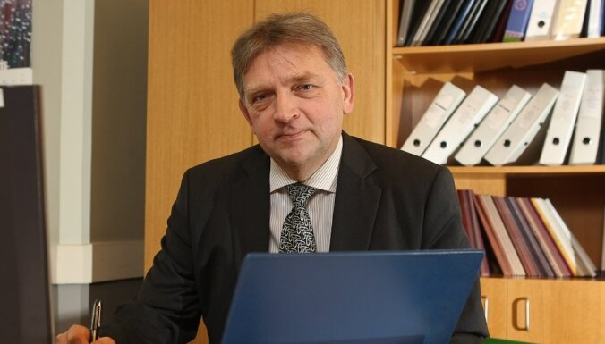 Vilnis Purviņš: Recesija gan kontos, gan kabatās