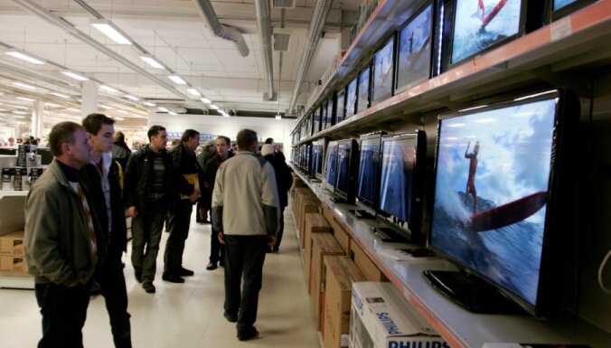 Елгавчанин украл телевизор из магазина и получил 100 часов исправительных работ