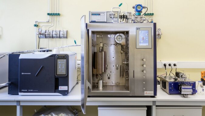 Jaunā RTU laboratorijā pētīs, kā kaitīgos izmešus pārvērst degvielā