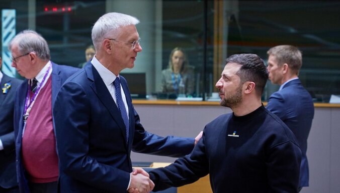 ES plašāk jāatver durvis Ukrainai tās ceļā uz dalību ES, uzsver Kariņš