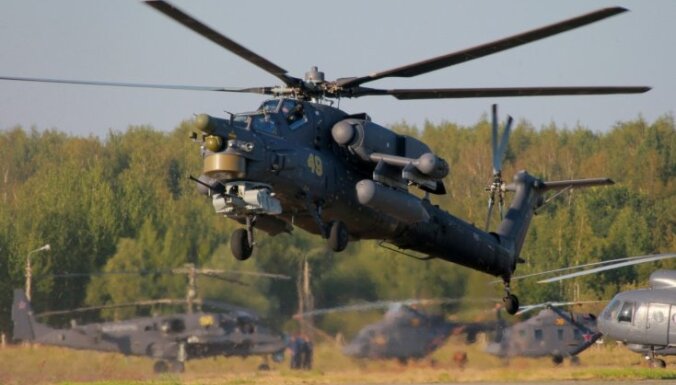 Foto: Cik draudīga izskatās Krievijas helikopteru flote