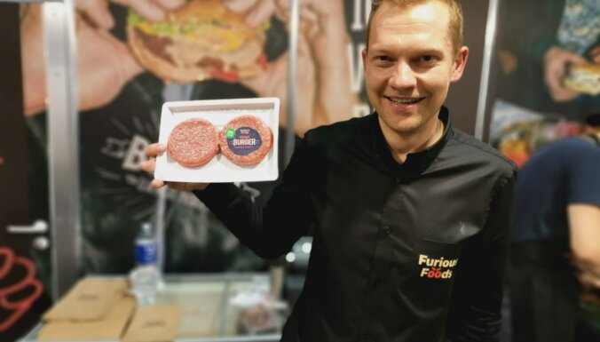 Конфеты из шишек, наливка из лисичек и тыквенные цукаты. 10 странных продуктов на выставке Riga Food