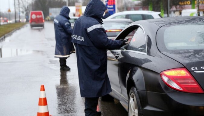Lietuvas policija sāk izmantot bezkontakta alkodetektorus