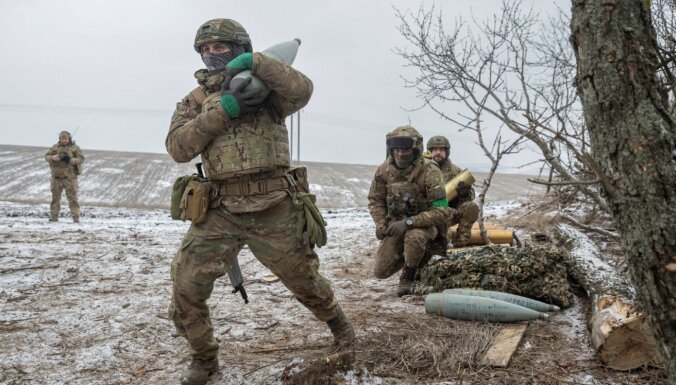 Krievijas armija Ukrainā turpina 'gaļas mašīnas' taktiku
