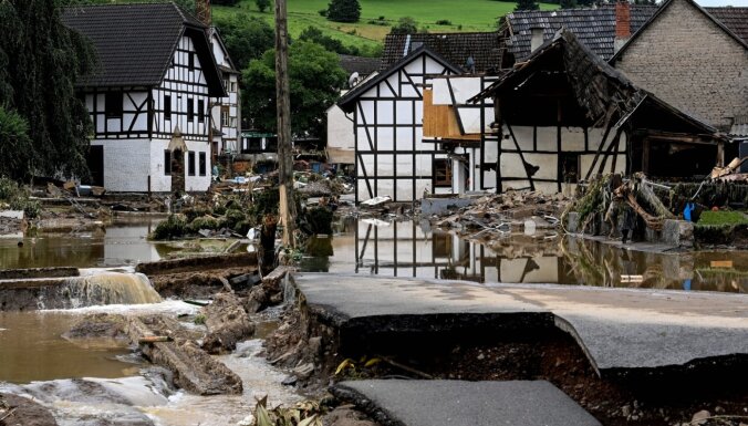 Число жертв наводнения в Германии продолжает расти
