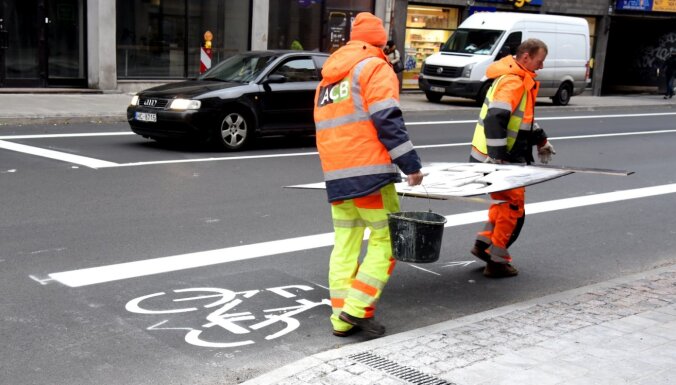 Ja Čaka ielas eksperiments izdosies, Dzirnavu ielā varētu veidot divvirzienu veloceļu