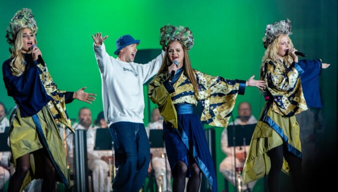 Foto: Latvijas popzvaigznes pulcējas Raimonda Paula daiļradei veltītajā lielkoncertā