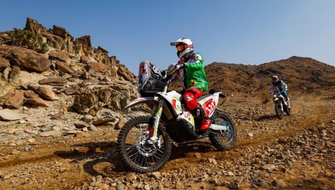 Dakaras rallijreida noslēgumu aizēno motociklista Šerpana nāve