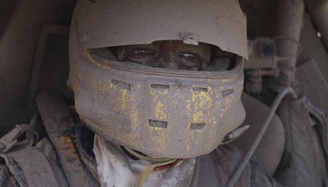Foto: Sviedri, smiltis, svelme un izmisums - šāgada Dakaras rallijs
