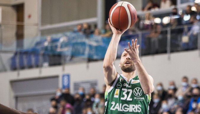 Covid-19 krīze Eirolīgā: pārceltas visu Latvijas basketbolistu spēles
