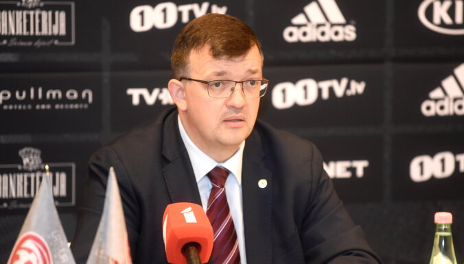 Centra aizsargu likstas, nevēlamā spēle Melnkalnē - Kazakevičs komentē oktobra sabraukumu