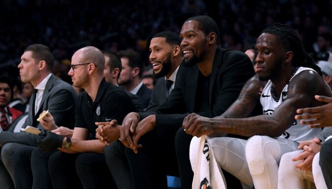 'Nets' un 'Lakers' basketbolistiem pēc pašizolācijas nav saslimšanas simptomu