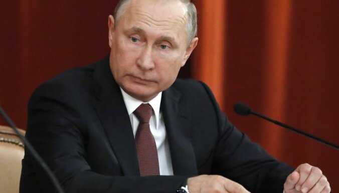"Путин начал решать свою проблему-2024". Что в мире говорят о переменах в российской власти