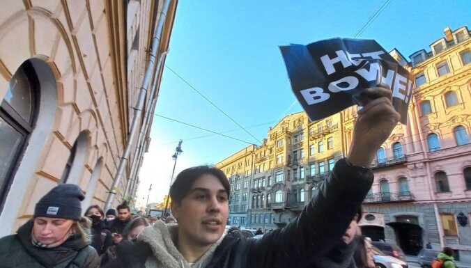 ФОТО и ВИДЕО. Массовые антивоенные акции проходят по 44 городам России