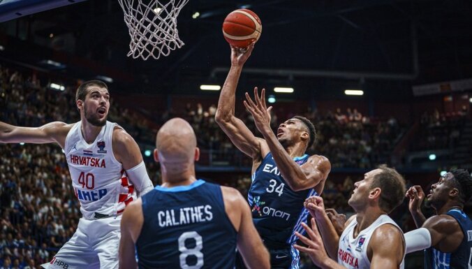 'Eurobasket 2022': Adetokunbo un Dorsijs kaldina Grieķijas uzvaru pār Horvātiju