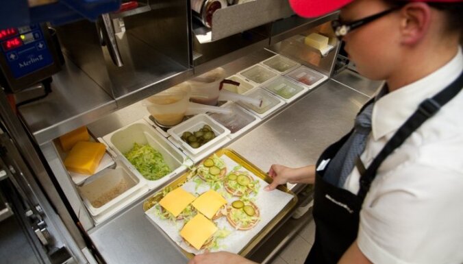 McDonald's обвиняют в нарушении Закона о языке