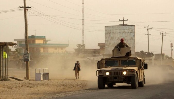 'Taliban' ieņēmis pusi no Afganistānas piektās lielākās pilsētas Kondozas