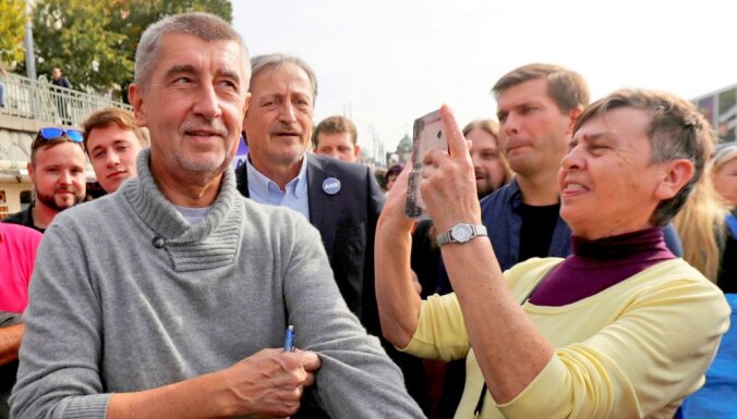Čehija miljardiera vadībā draud pievienoties eiroskeptiķu pulciņam