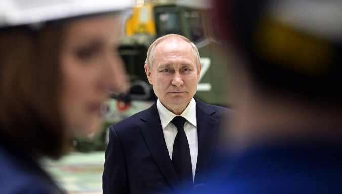 Putins ir 'politiskais līķis': militārie blogeri kritizē diktatora uzrunu