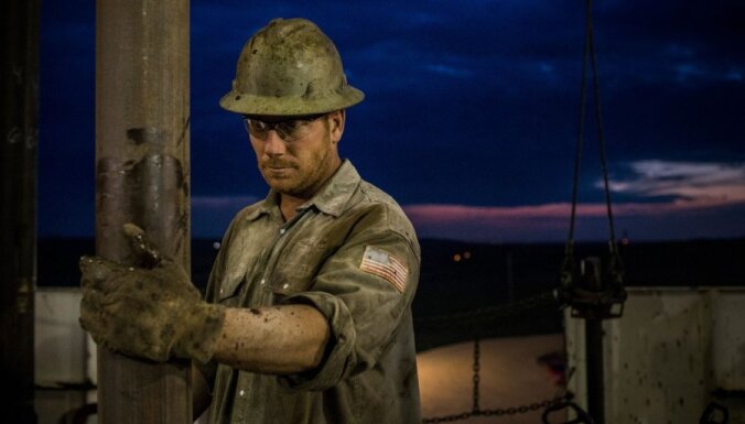 Запасы нефти в США выросли до рекордного уровня