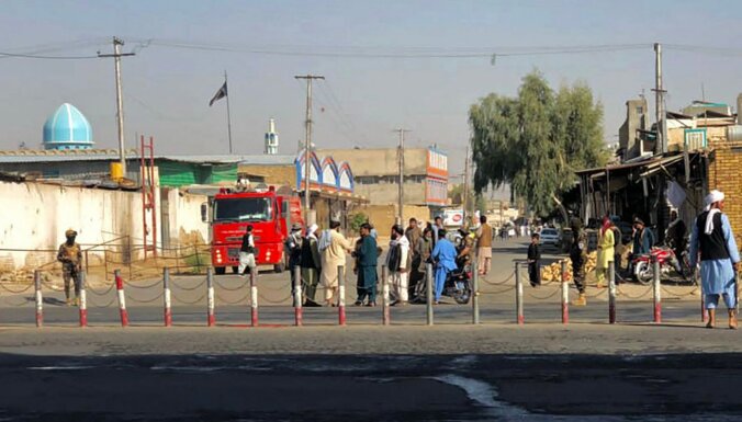 Kandahārā šiītu mošejā sprādzienā vismaz 16 mirušie